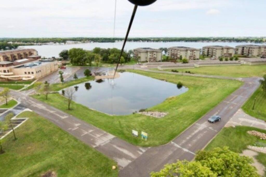 Boho Bungalow On The Pond W/ Hot Tub Arnolds Park Exterior foto